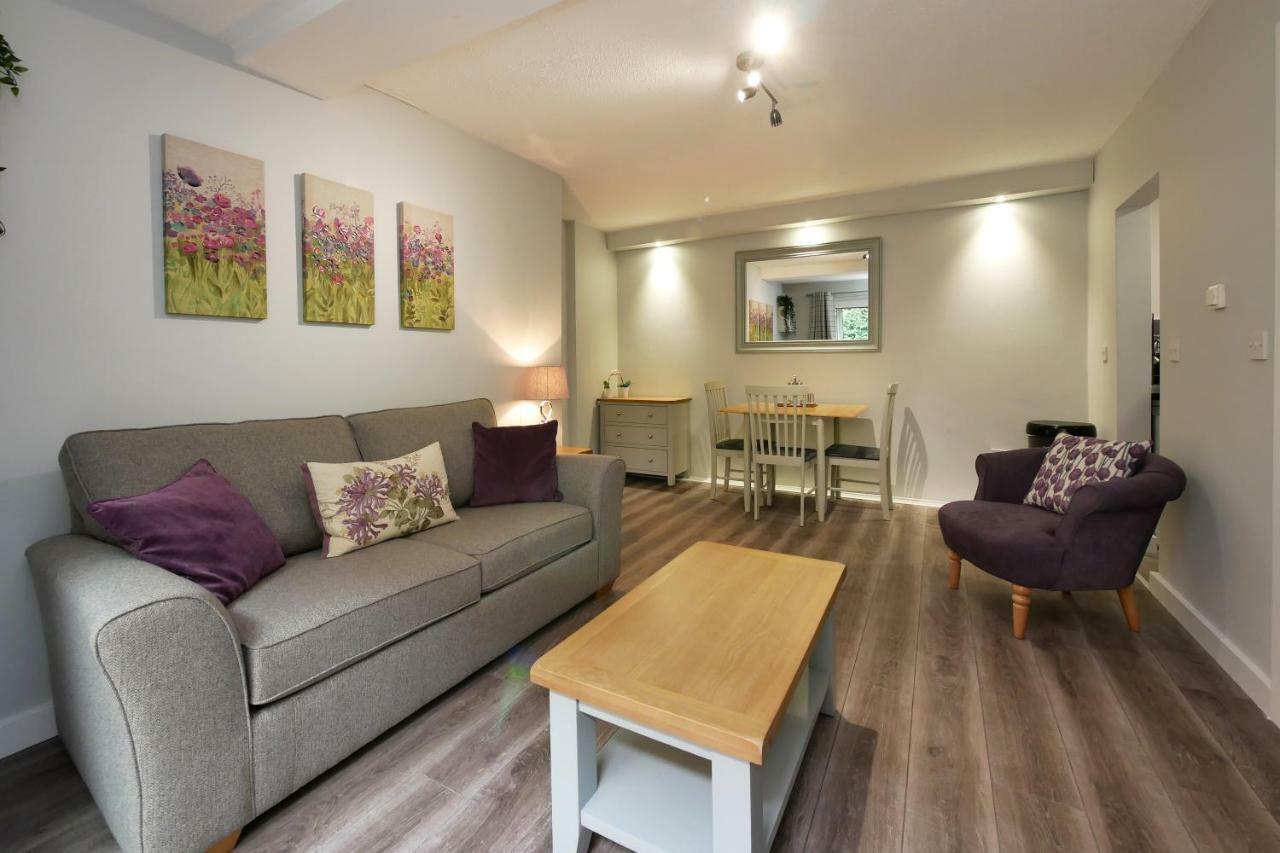 Crewe Short Lets 4 Victoria Court, Crewe Apartment Bagian luar foto