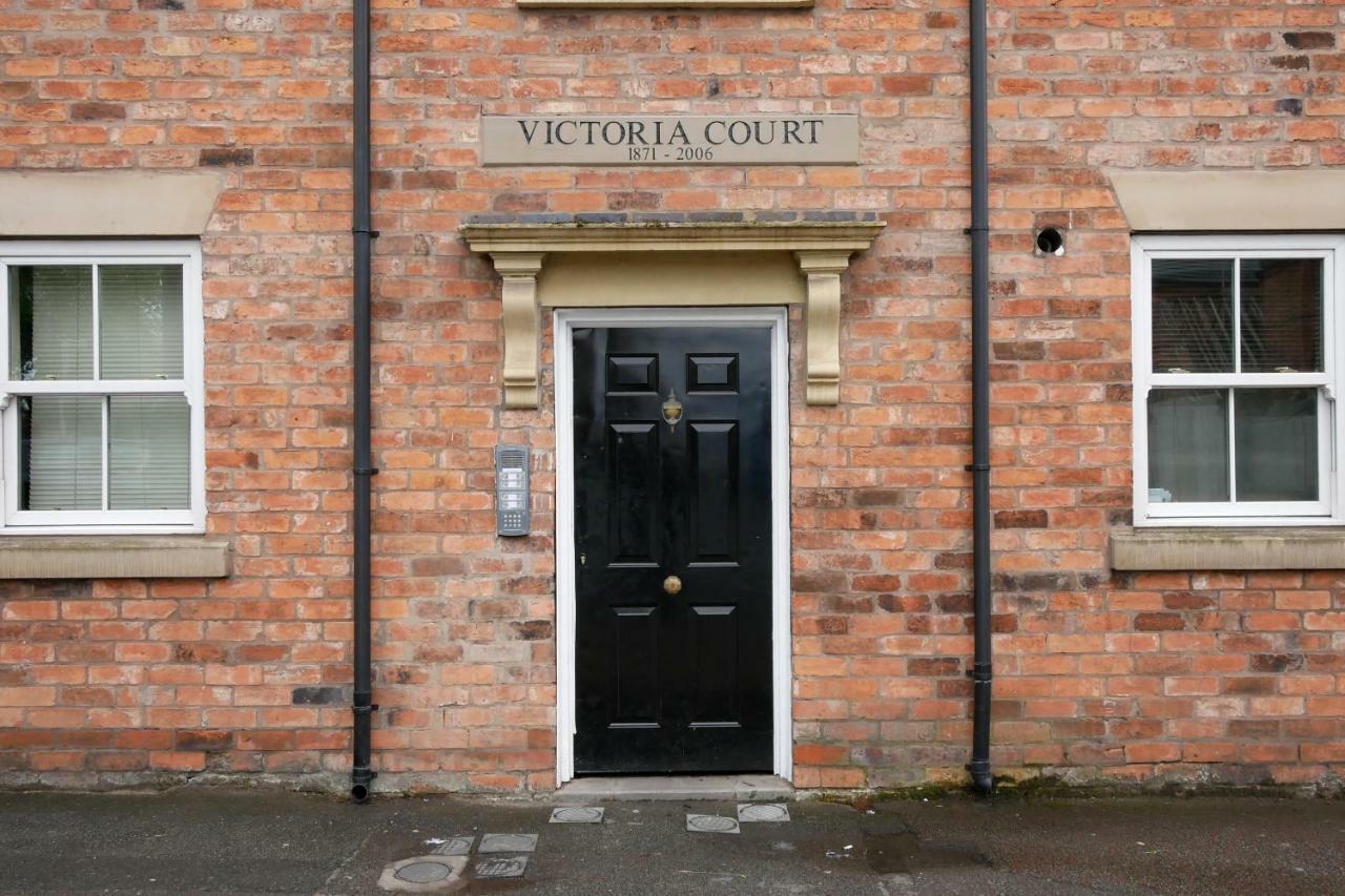 Crewe Short Lets 4 Victoria Court, Crewe Apartment Bagian luar foto